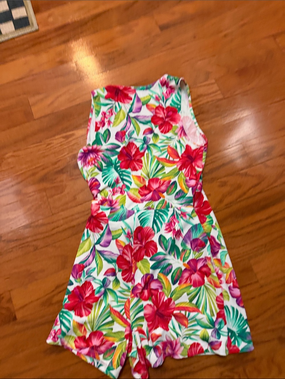 Tommy Bahama Tropical Floral Tie-Waist Romper in White, Pink & Green NWOT - Picture 5 of 6